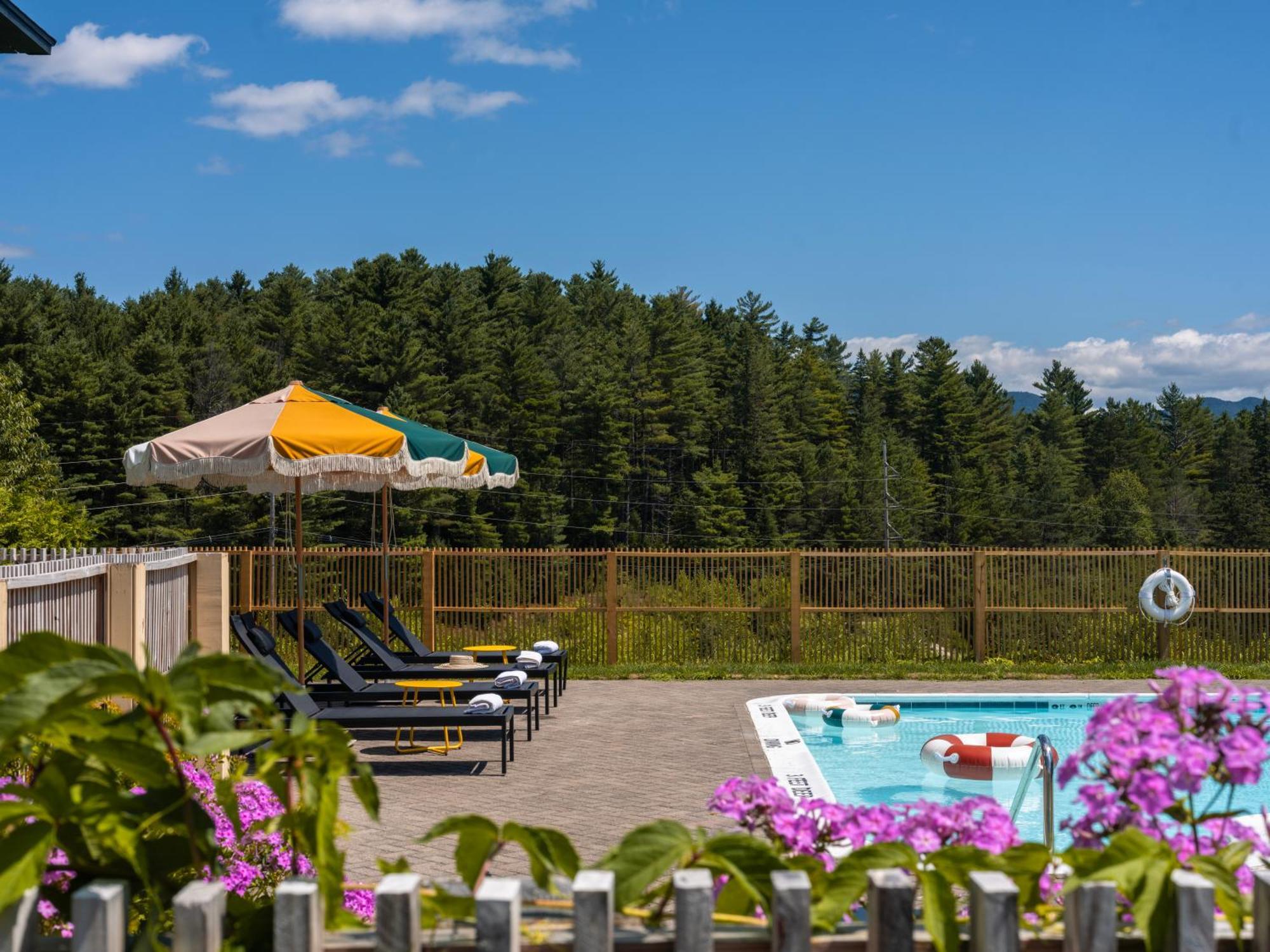 Eastwind Hotel Lake Placid Buitenkant foto